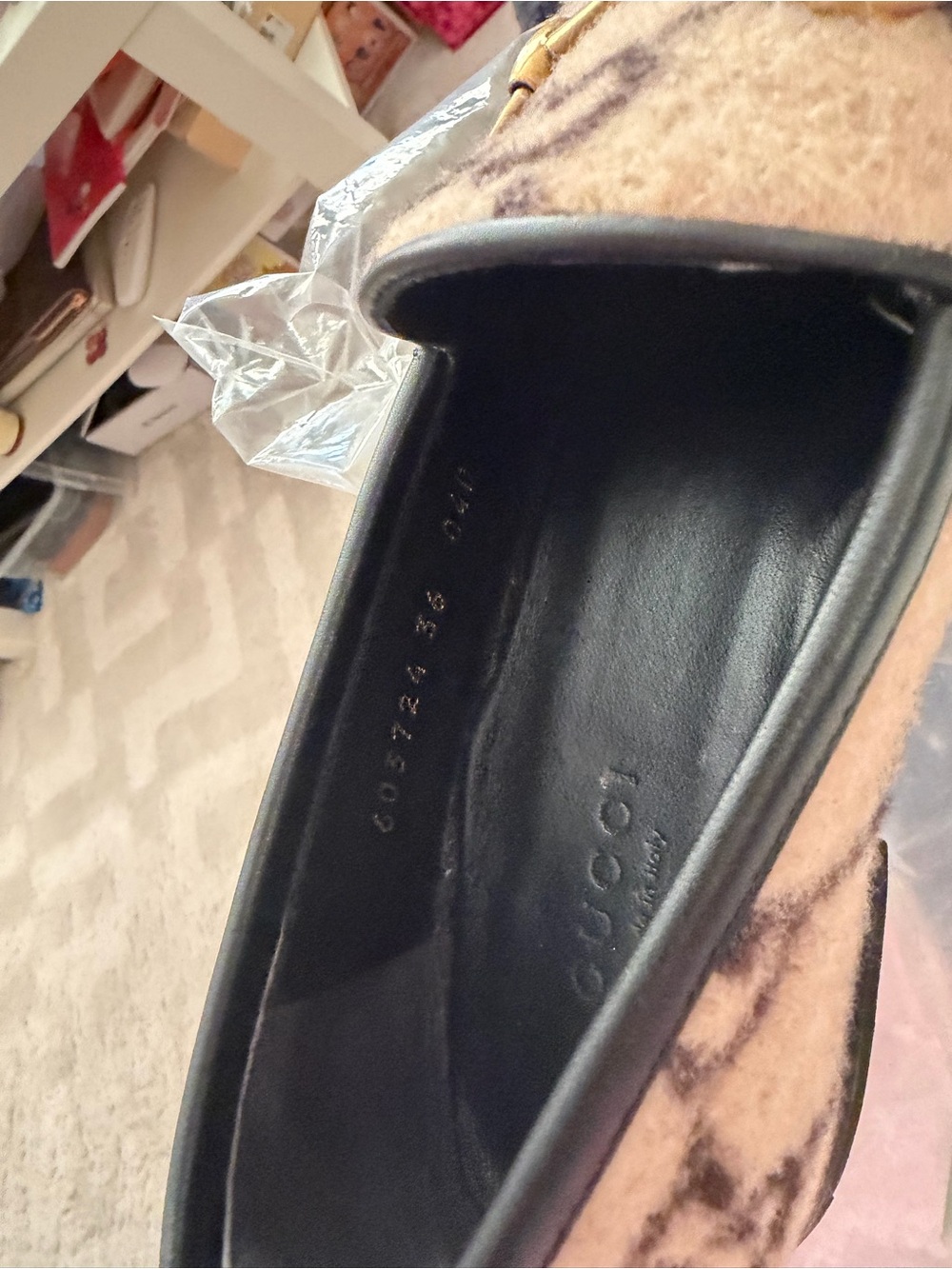 Gucci GG Wool Loafers - Picture 6 of 9